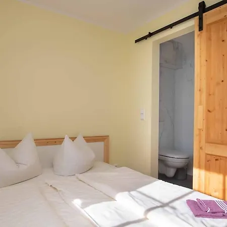 Hochwaldbaude Guest house