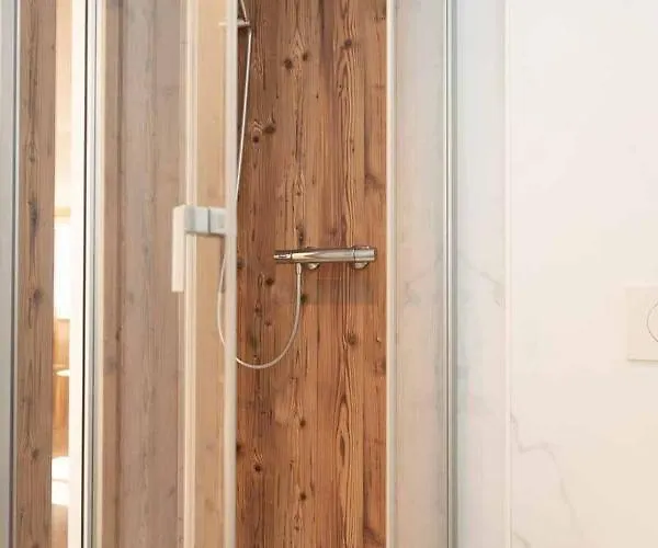 بيت ضيافة Hochwaldbaude 2*