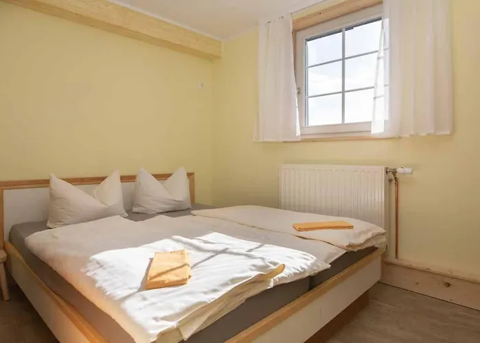 بيت ضيافة Hochwaldbaude 2*