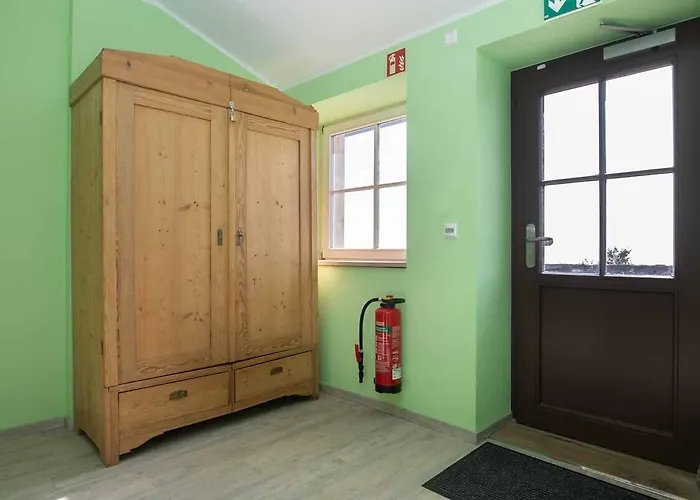 Hochwaldbaude Gasthof 2*