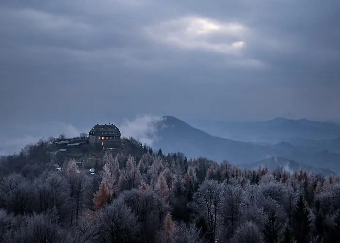 Hochwaldbaude 2* Hain (Saxony)